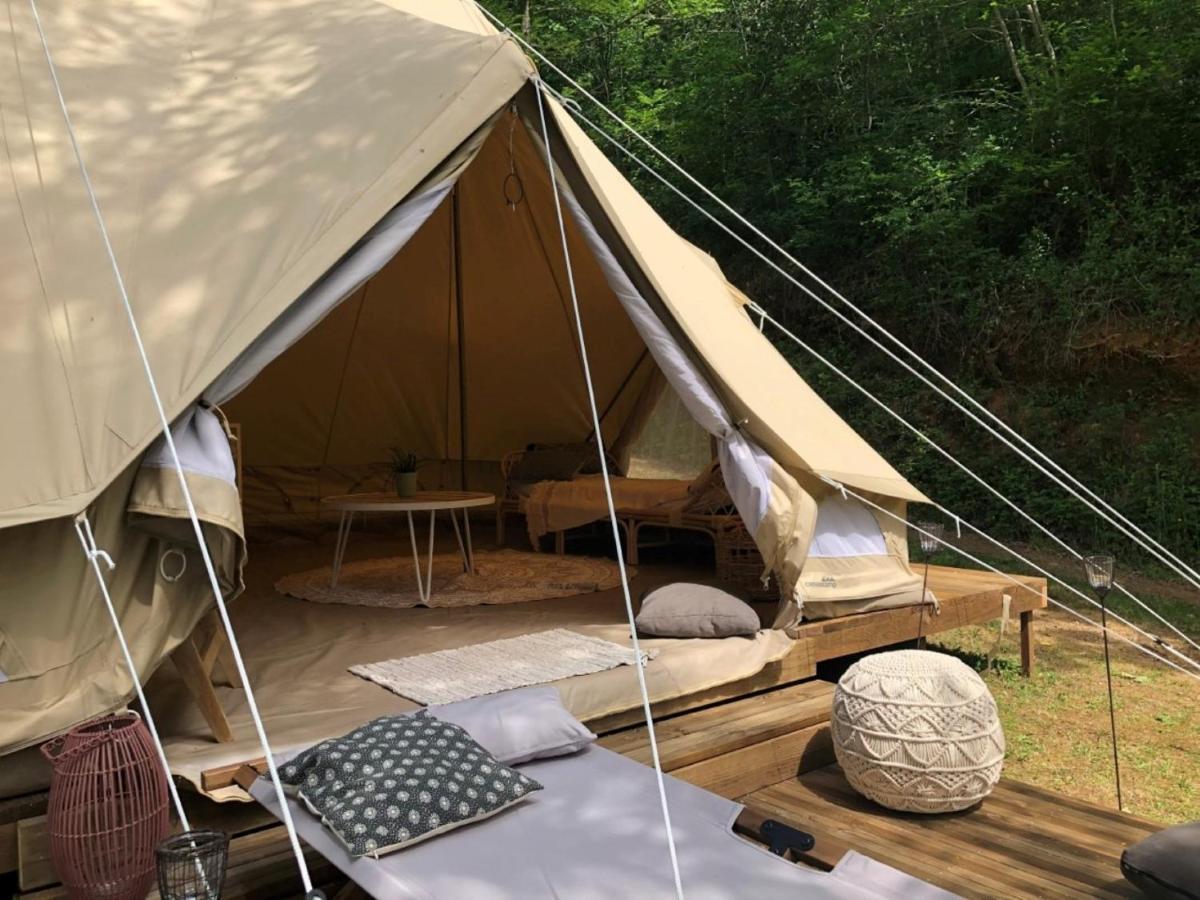 Camping Moulin De Chaules Saint-Constant Exterior photo