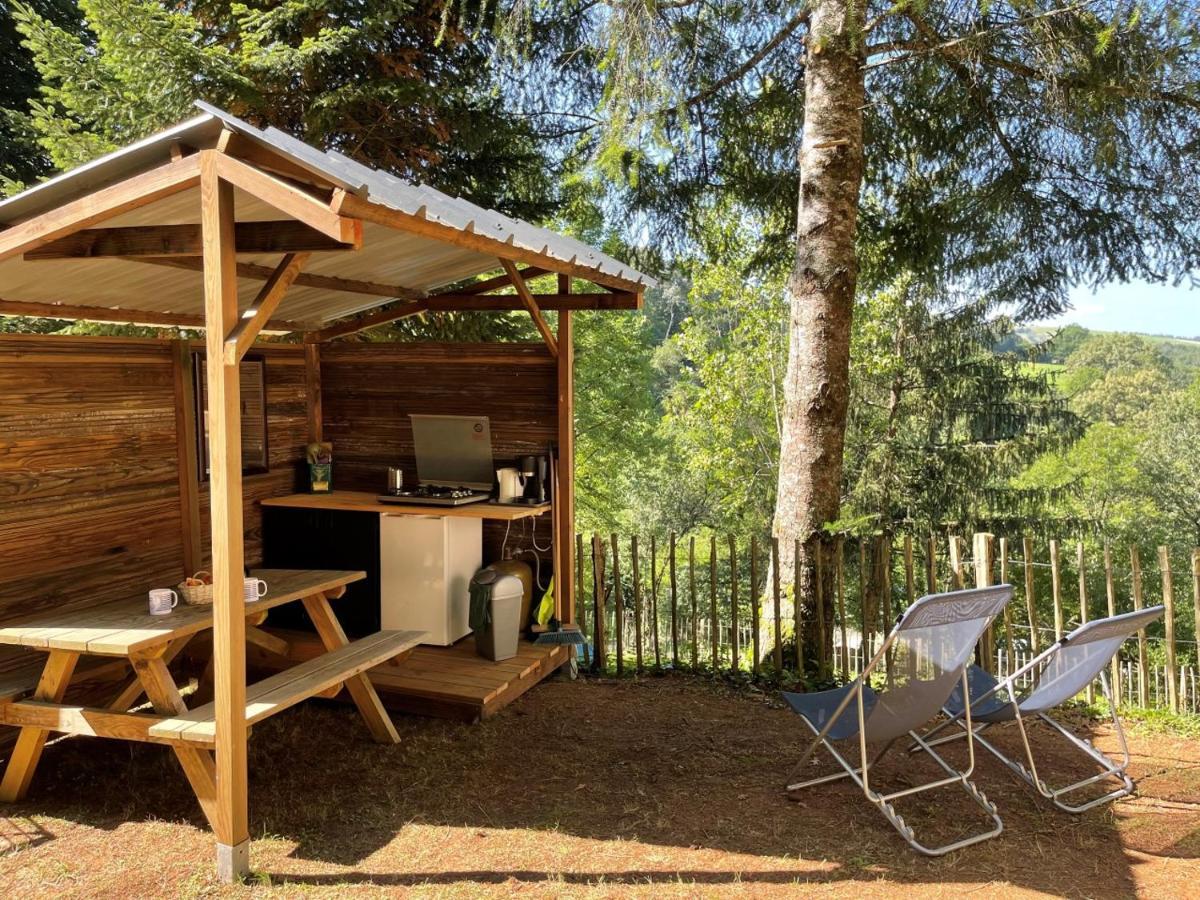 Camping Moulin De Chaules Saint-Constant Exterior photo