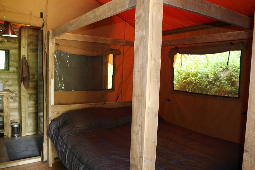 Camping Moulin De Chaules Saint-Constant Exterior photo